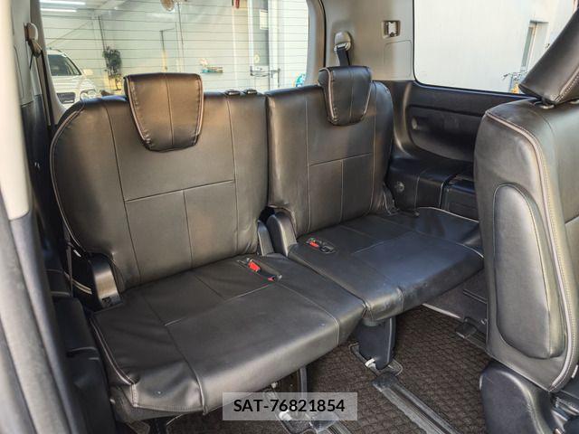 Toyota VOXY HYBRID 2014-04 8415817-8