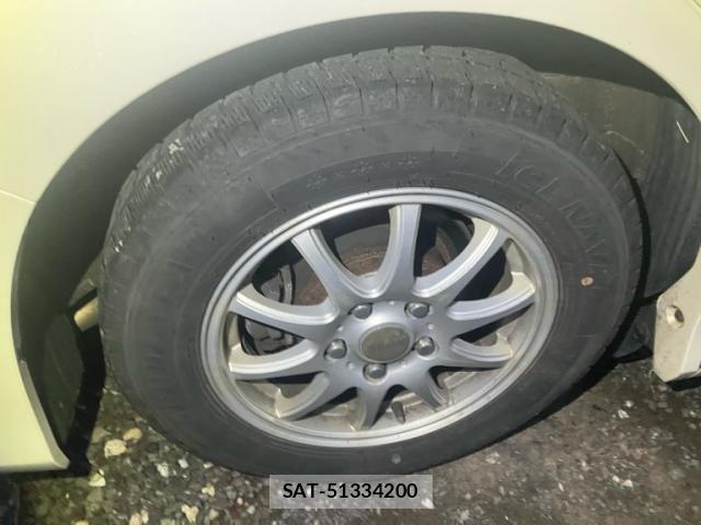 Toyota VOXY HYBRID 2019-07 8415810-9