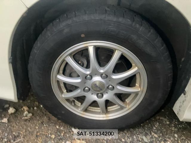 Toyota VOXY HYBRID 2019-07 8415810-4
