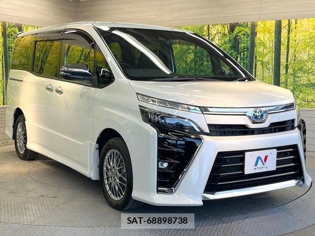Toyota VOXY HYBRID 2021-08 8415801-15