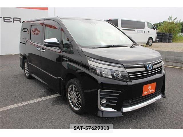 Toyota VOXY HYBRID 2017-04 8415816-6