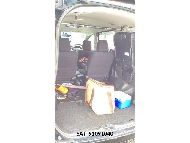 Toyota VOXY HYBRID 2014-08 8415818-13