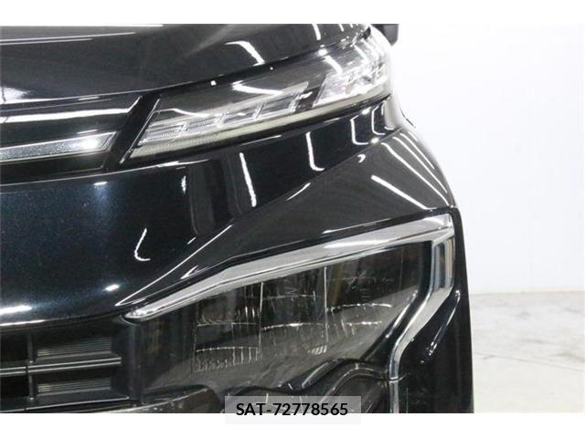 Toyota VOXY HYBRID 2023-10 8415805-14