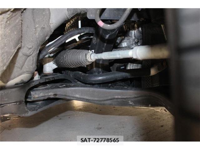 Toyota VOXY HYBRID 2023-10 8415805-19