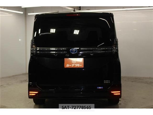 Toyota VOXY HYBRID 2023-10 8415805-5