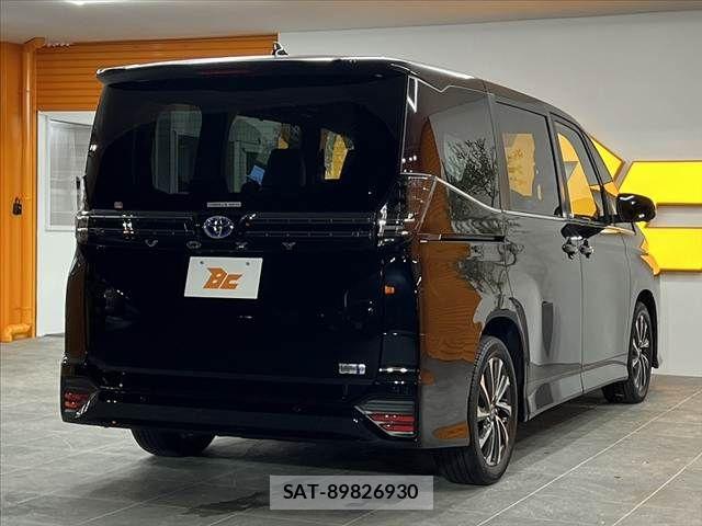Toyota VOXY HYBRID 2024-06 8415797-14