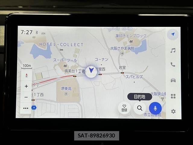 Toyota VOXY HYBRID 2024-06 8415797-2