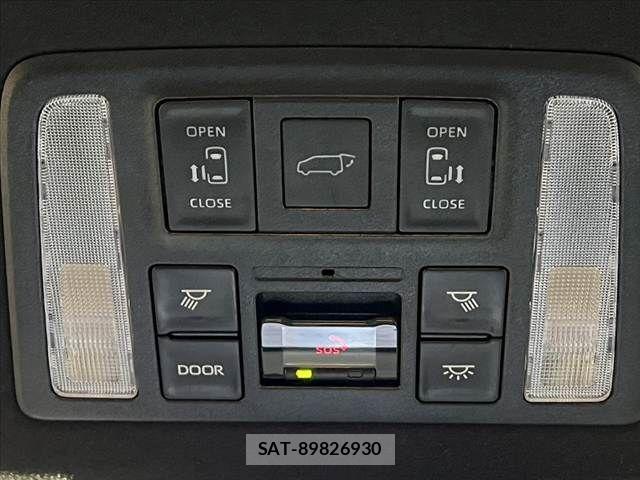 Toyota VOXY HYBRID 2024-06 8415797-6