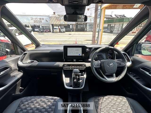 Toyota VOXY HYBRID 2025-07 8439093-7