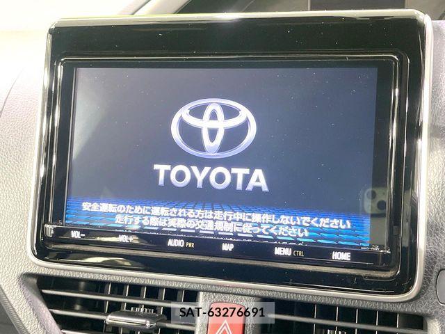 Toyota VOXY HYBRID 2019-02 8439099-3