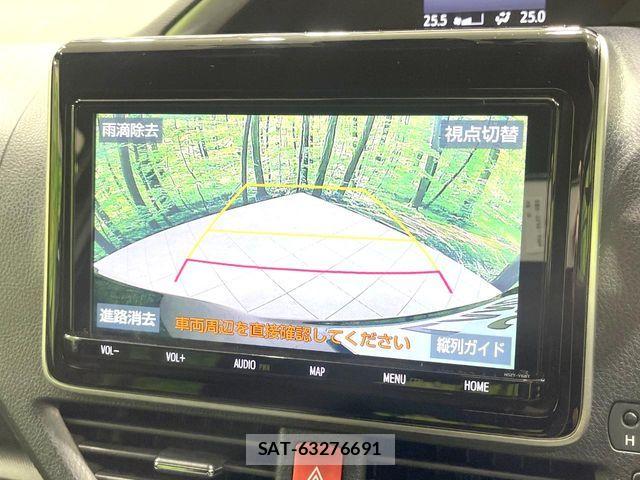 Toyota VOXY HYBRID 2019-02 8439099-4