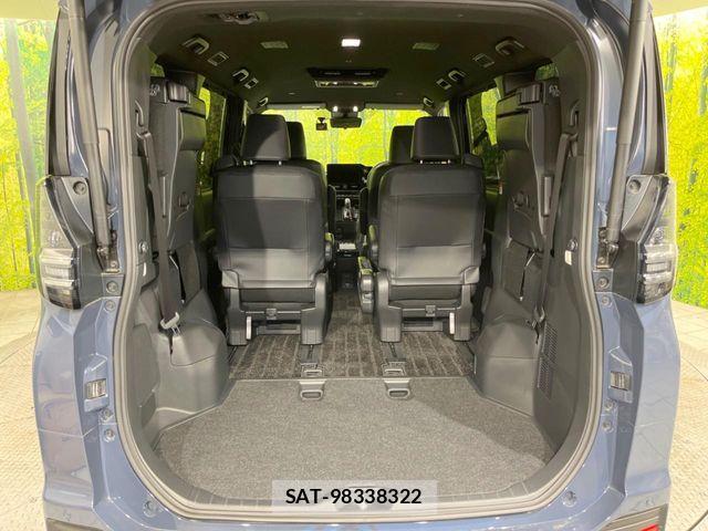Toyota VOXY HYBRID 2024-09 8439089-10