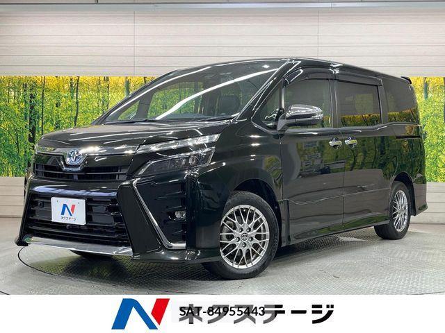 Toyota VOXY HYBRID 2021-09 8439097-0
