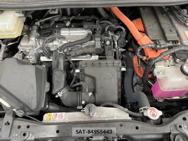 Toyota VOXY HYBRID 2021-09 8439097-17