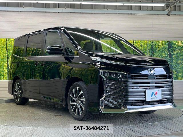 Toyota VOXY HYBRID 2023-05 8439095-16
