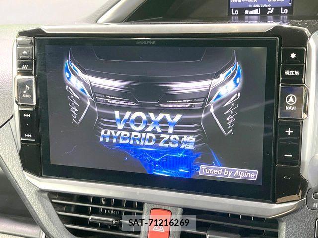 Toyota VOXY HYBRID 2018-03 8439098-3