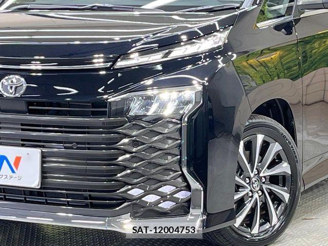 Toyota VOXY HYBRID 2026-02 8439090-12