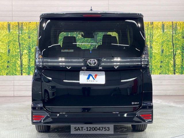 Toyota VOXY HYBRID 2026-02 8439090-15