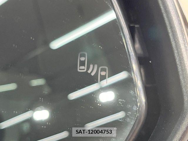 Toyota VOXY HYBRID 2026-02 8439090-3