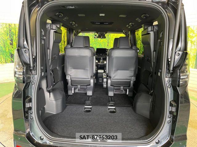 Toyota VOXY HYBRID 2025-07 8439091-10
