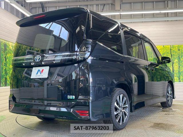 Toyota VOXY HYBRID 2025-07 8439091-17