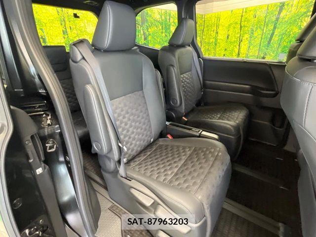 Toyota VOXY HYBRID 2025-07 8439091-8