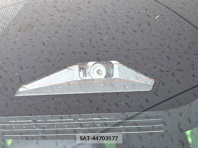 Toyota VOXY HYBRID 2025-11 8439088-3