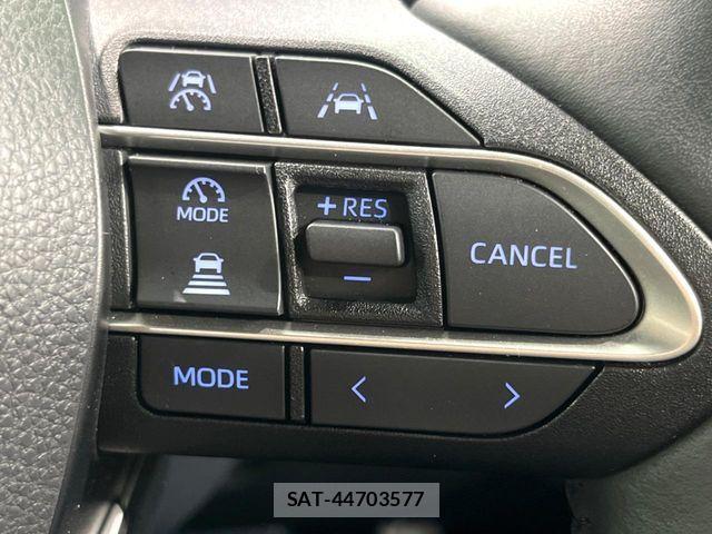 Toyota VOXY HYBRID 2025-11 8439088-8