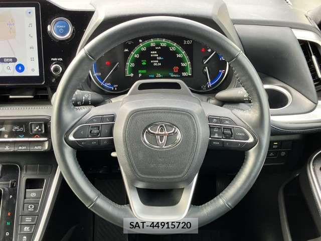 Toyota VOXY HYBRID 2022-07 8458755-9