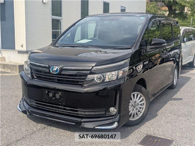 Toyota VOXY HYBRID 2015-07 8458760-0