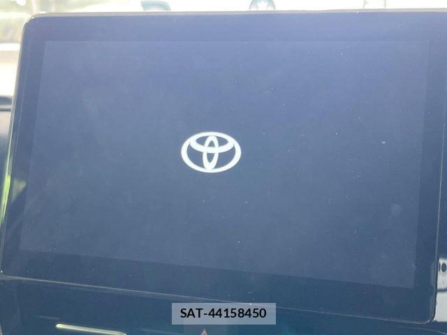 Toyota VOXY HYBRID 2024-04 8458748-2