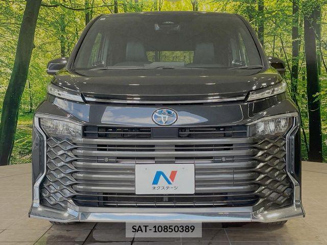 Toyota VOXY HYBRID 2022-12 8458753-14