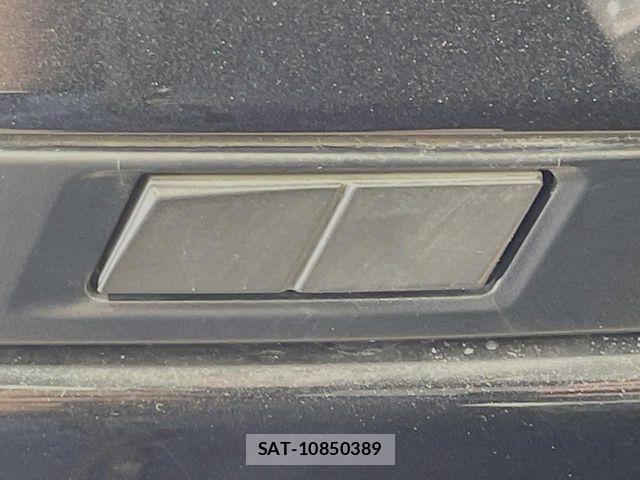 Toyota VOXY HYBRID 2022-12 8458753-6