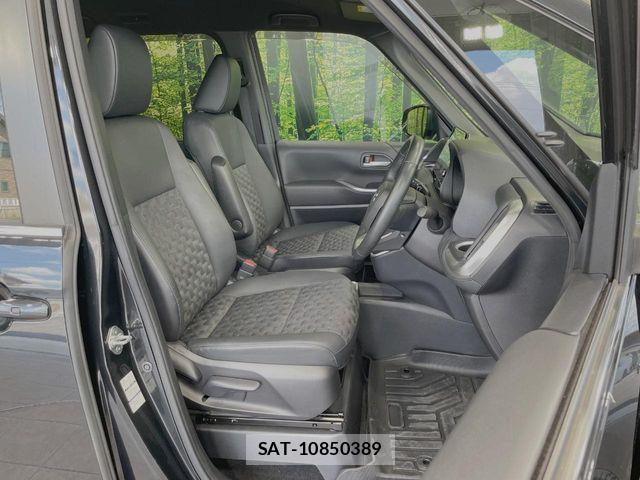 Toyota VOXY HYBRID 2022-12 8458753-7