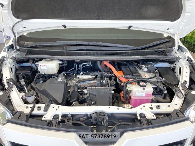 Toyota VOXY HYBRID 2019-05 8458757-17