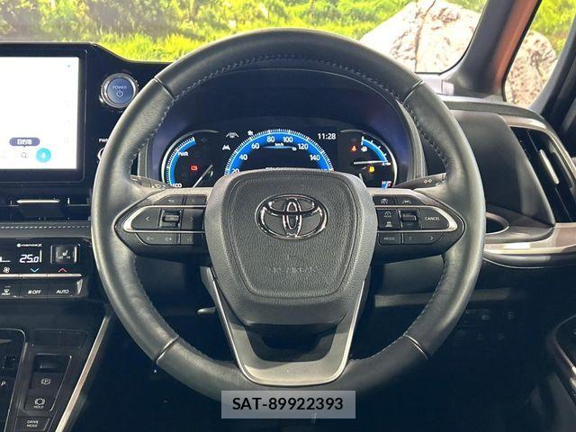 Toyota VOXY HYBRID 2023-06 8486260-11