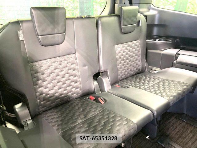 Toyota VOXY HYBRID 2023-11 8528174-9