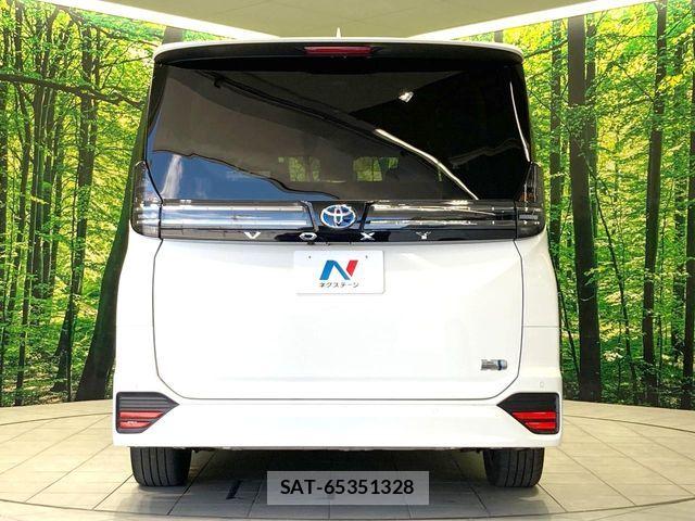 Toyota VOXY HYBRID 2023-11 8528174-15