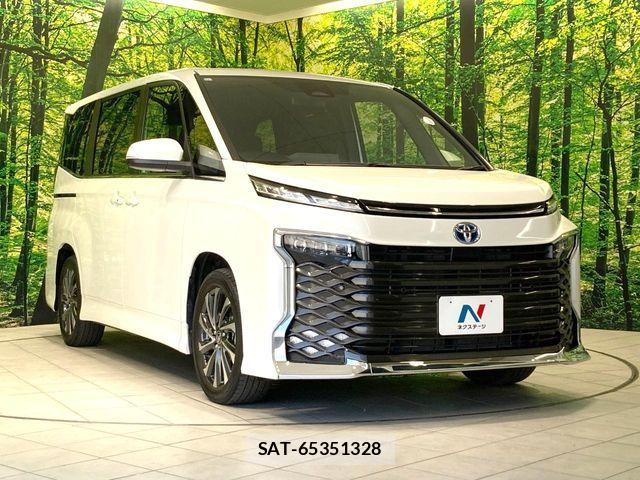 Toyota VOXY HYBRID 2023-11 8528174-16
