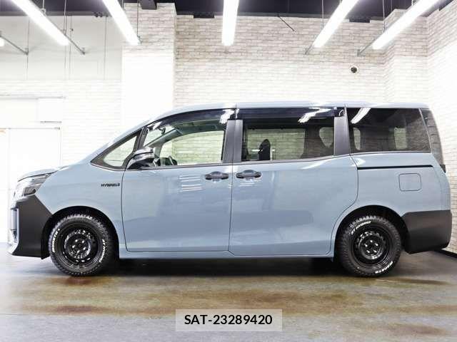 Toyota VOXY HYBRID 2015-09 8528179-1