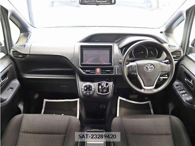 Toyota VOXY HYBRID 2015-09 8528179-3