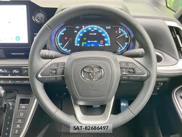 Toyota VOXY HYBRID 2025-01 8528162-11