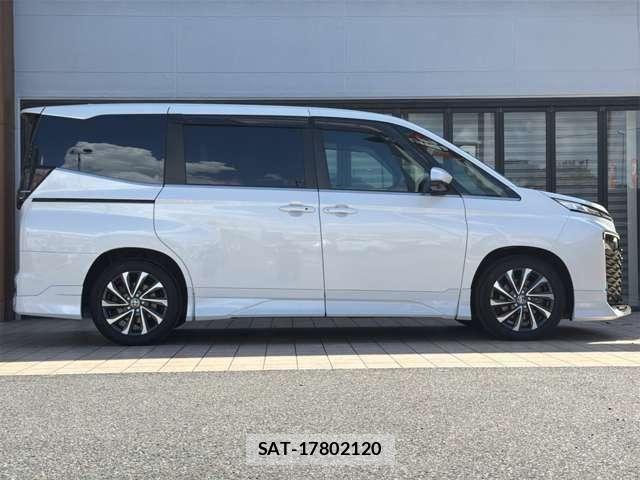 Toyota VOXY HYBRID 2025-12 8528155-8