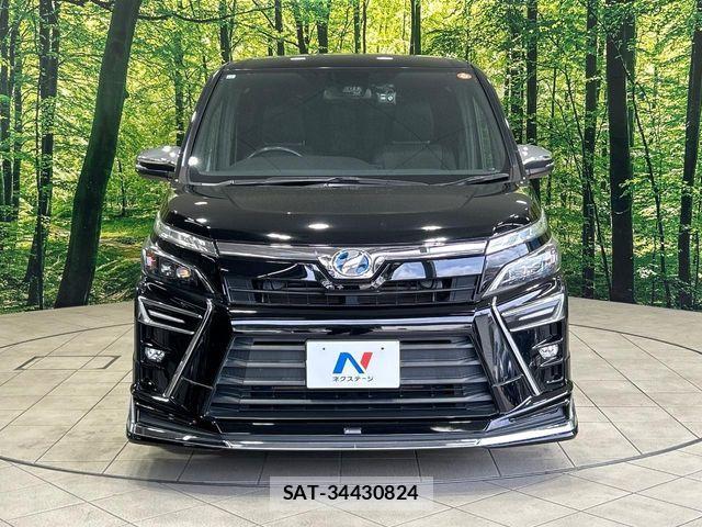 Toyota VOXY HYBRID 2017-12 8528180-13