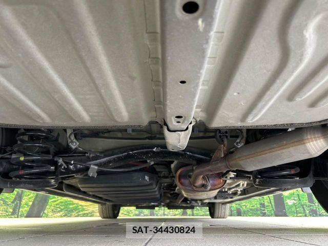 Toyota VOXY HYBRID 2017-12 8528180-18