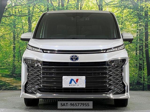 Toyota VOXY HYBRID 2023-06 8528157-13