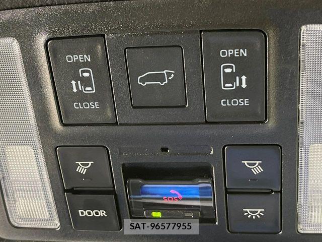 Toyota VOXY HYBRID 2023-06 8528157-5