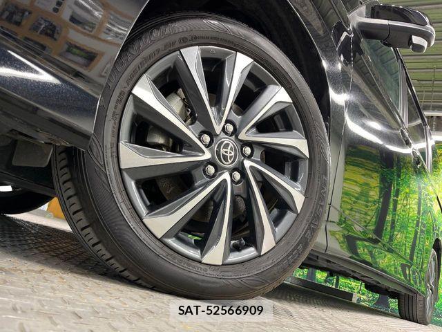 Toyota VOXY HYBRID 2023-06 8528166-13
