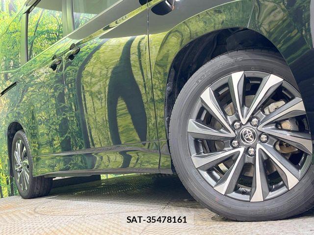 Toyota VOXY HYBRID 2022-12 8528164-13