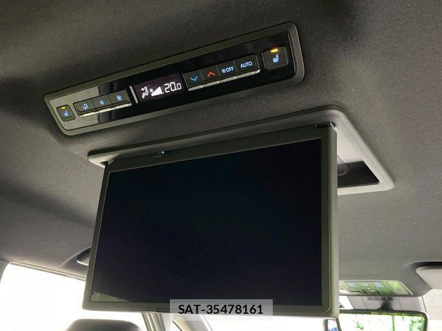 Toyota VOXY HYBRID 2022-12 8528164-5